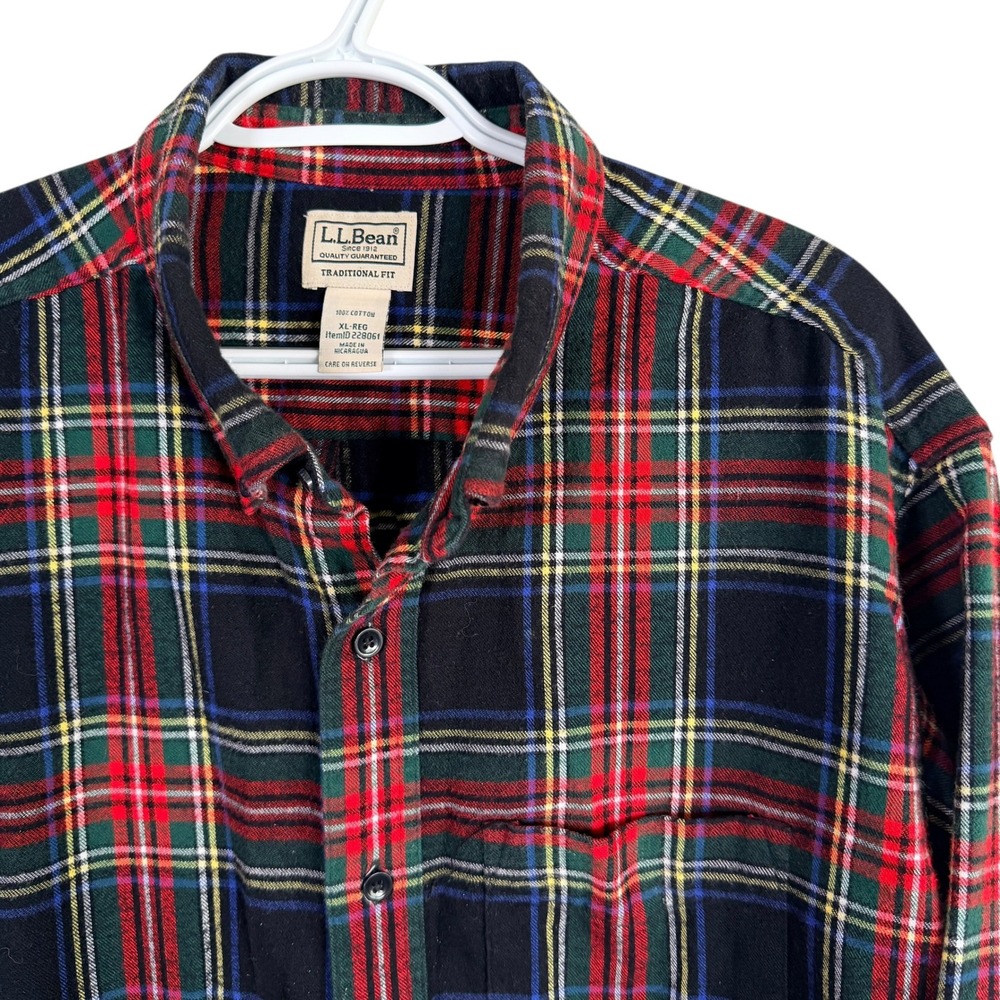 LL Bean Scotch Plaid Flannel Shirt Mens XL Cotton Plaid Traditional Fit 228061